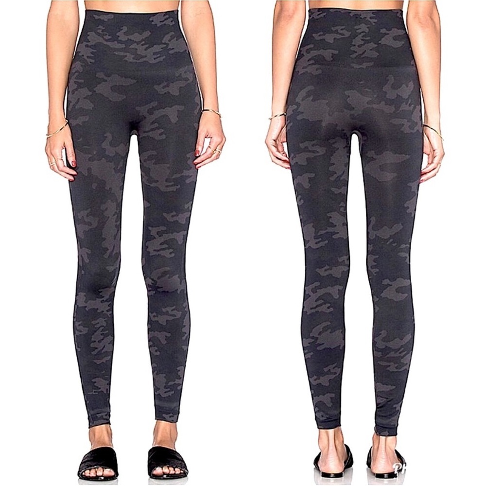 SPANX black and gray camouflage leggings